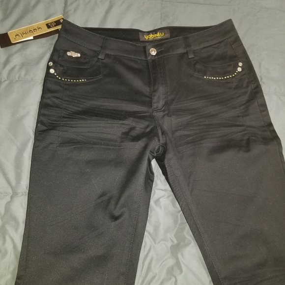 Yabinlu Black Jeans - Picture 3 of 7